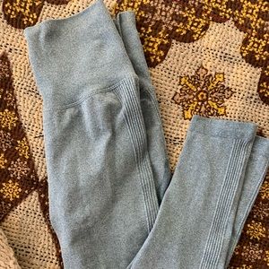 Peached by Nellie leggings